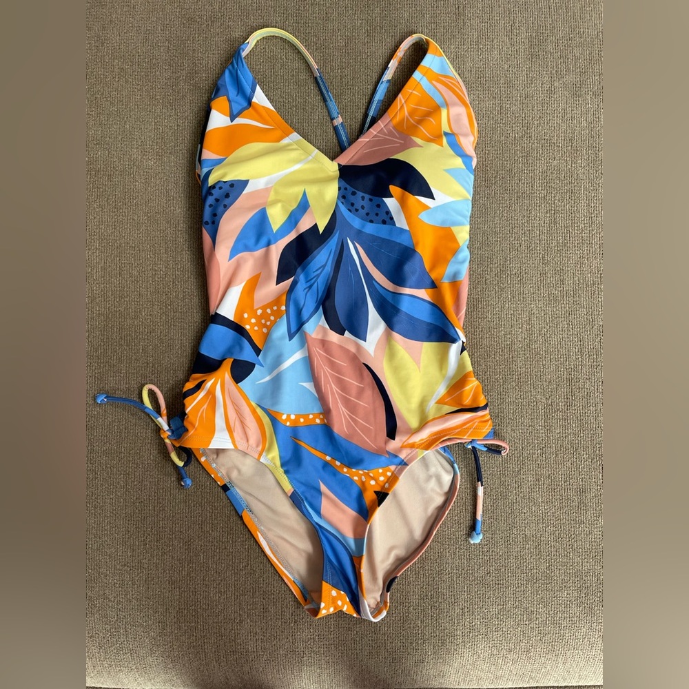 One piece bathing suit